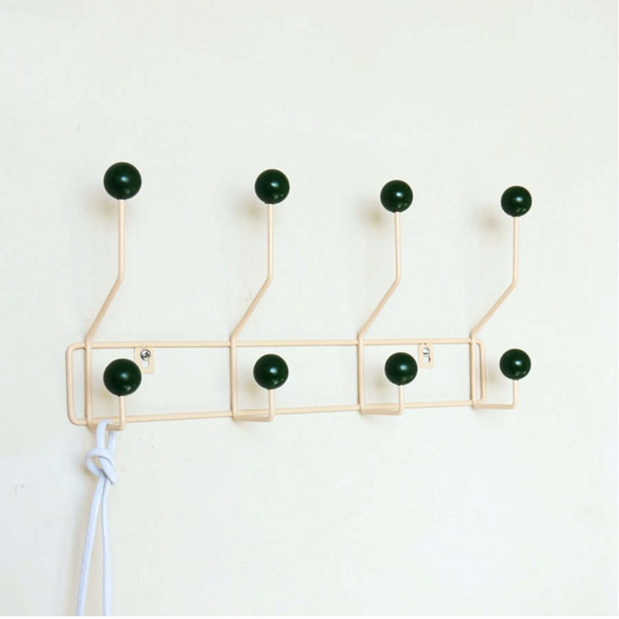 Patère Murale Design Vintage avec Crochets Boules – Métal Crème et Boutons Émaillés