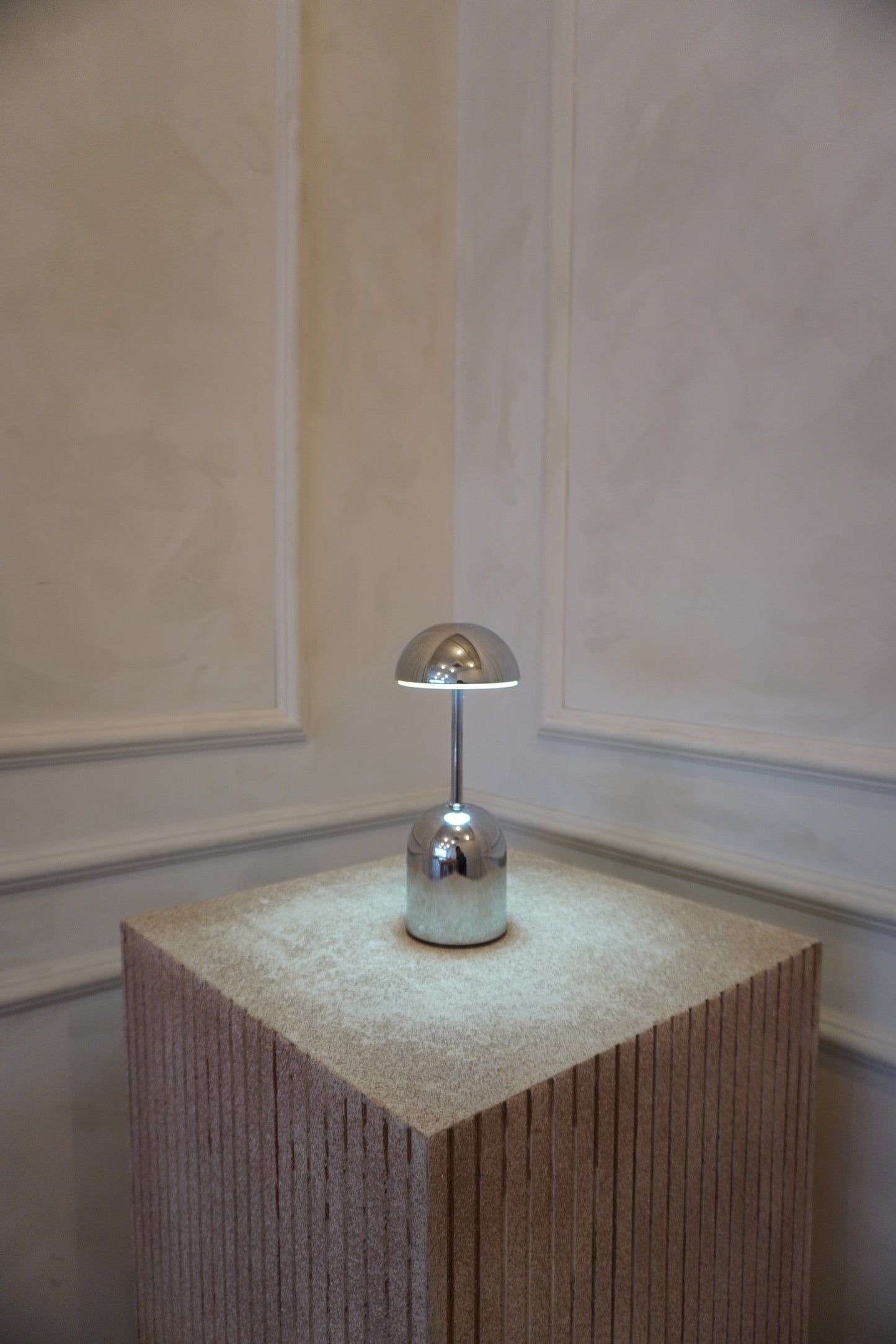 Lampe Sans Fil Edie, Métal Argent ou Or, Tactile