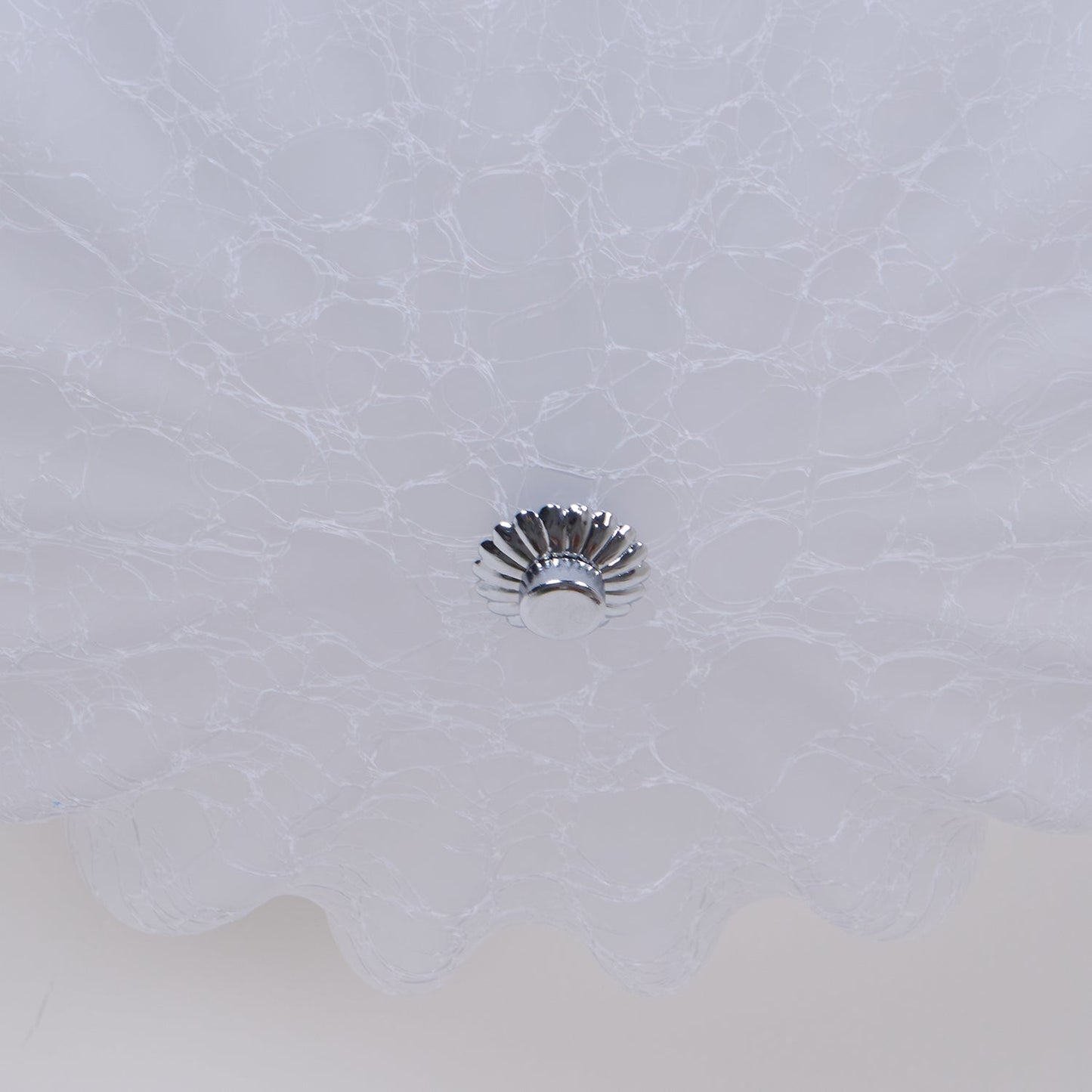 Plafonnier Floral Design – Lumière LED Douce et Élégante
