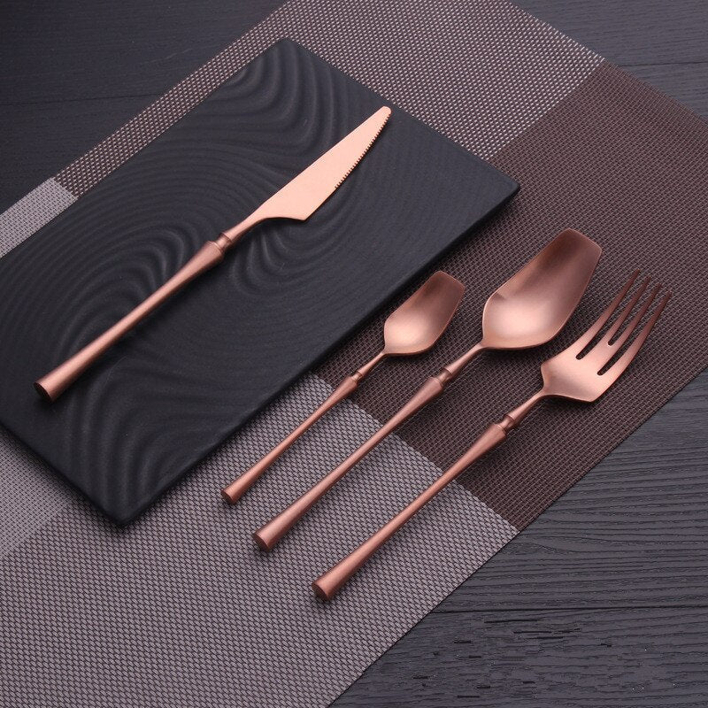 Set de couverts Egypt – Élégance intemporelle en acier inoxydable plaqué