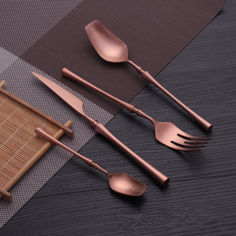 Set de couverts Egypt – Élégance intemporelle en acier inoxydable plaqué