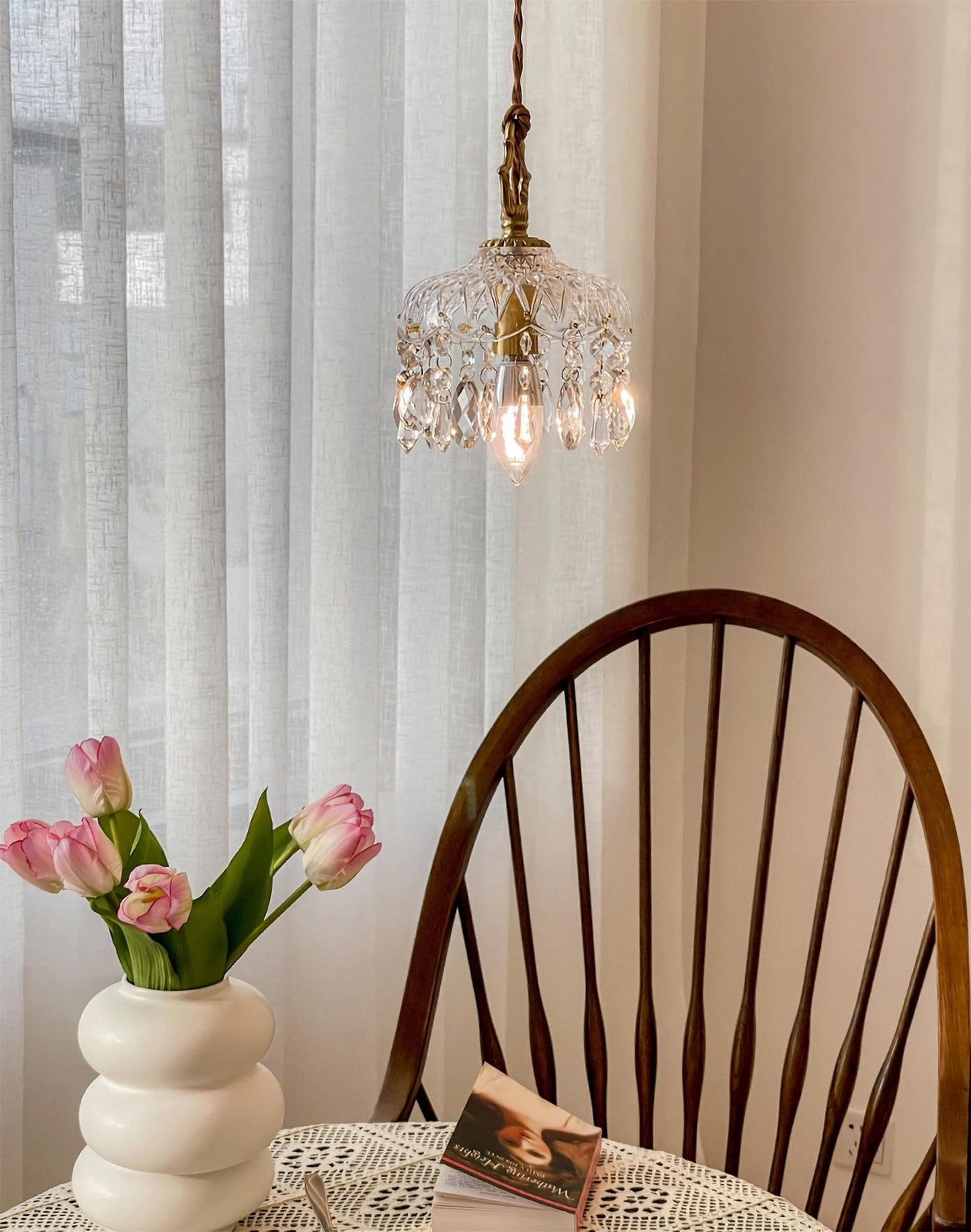 Suspension Vintage en Verre Sculpté et Laiton – E27