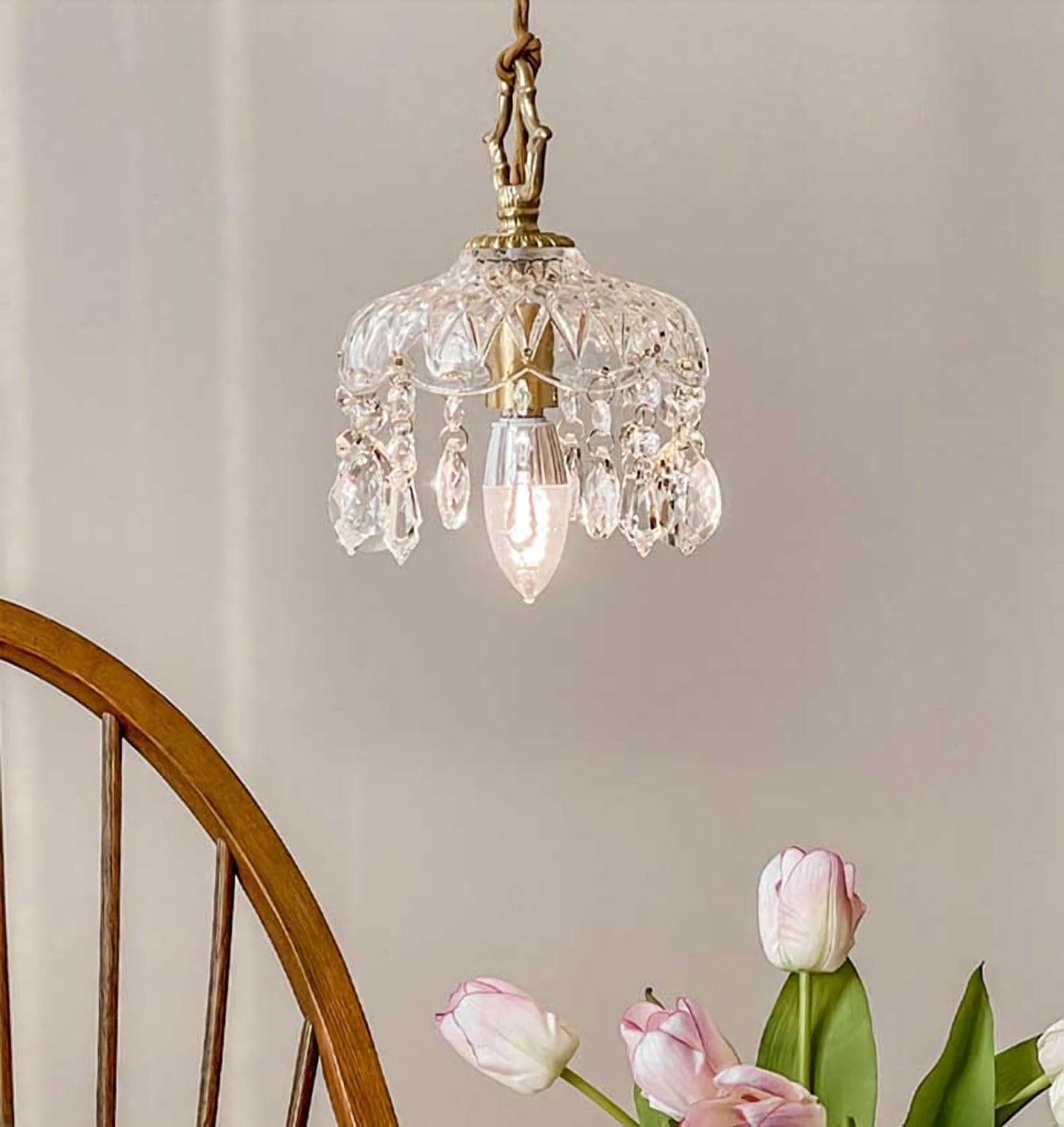 Suspension Vintage en Verre Sculpté et Laiton – E27