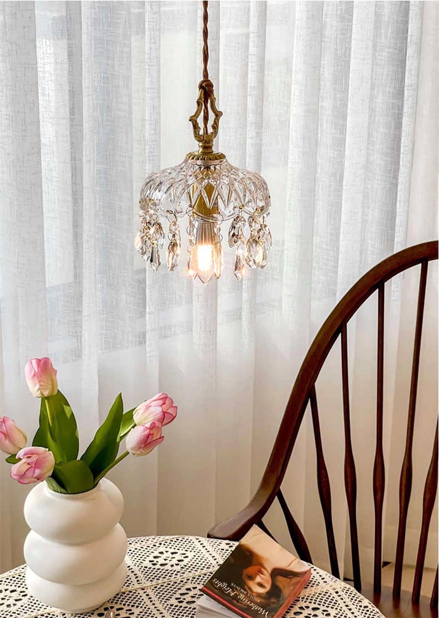 Suspension Vintage en Verre Sculpté et Laiton – E27