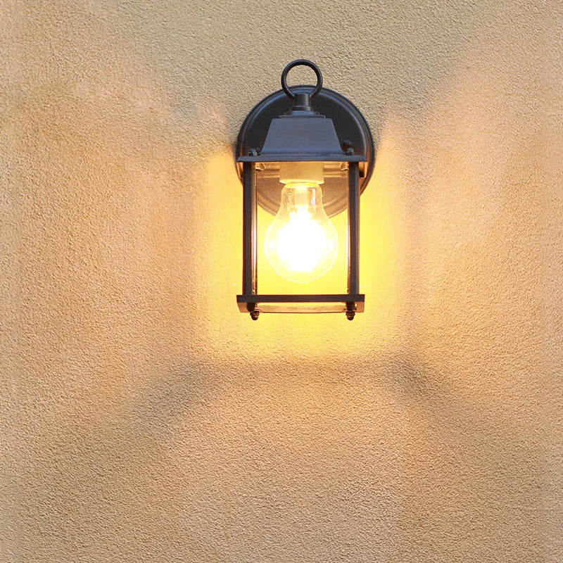 Applique Murale Extérieure Rétro – Charme Vintage et Éclairage LED Durable