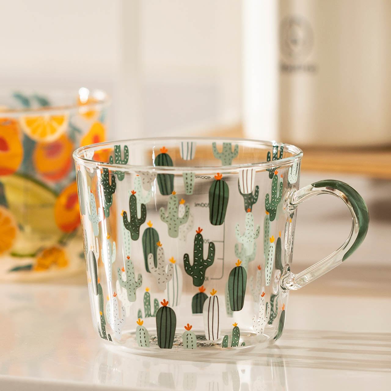 Tasse en Verre Imprimée 500 ml – Motifs Cactus ou Pêche avec Échelle de Mesure