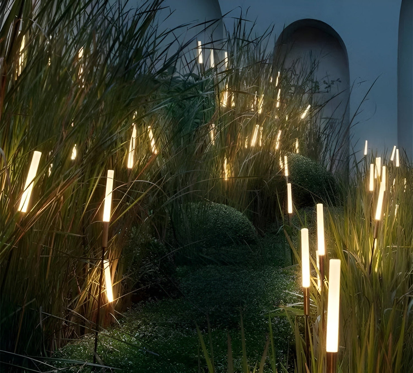 Lampes Extérieures Solaires Modernes – Éclairage Écologique et Élégant pour Jardin et Balcon