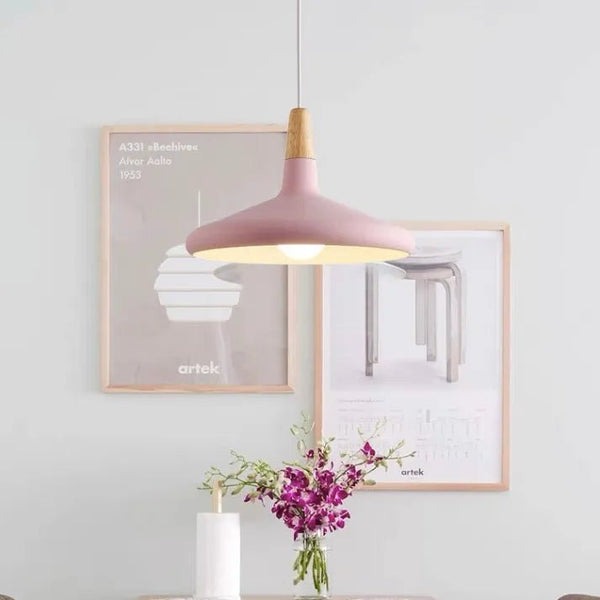 Suspension Métallique Conique Style Macaron – Couleurs Vives et Élégance Moderne