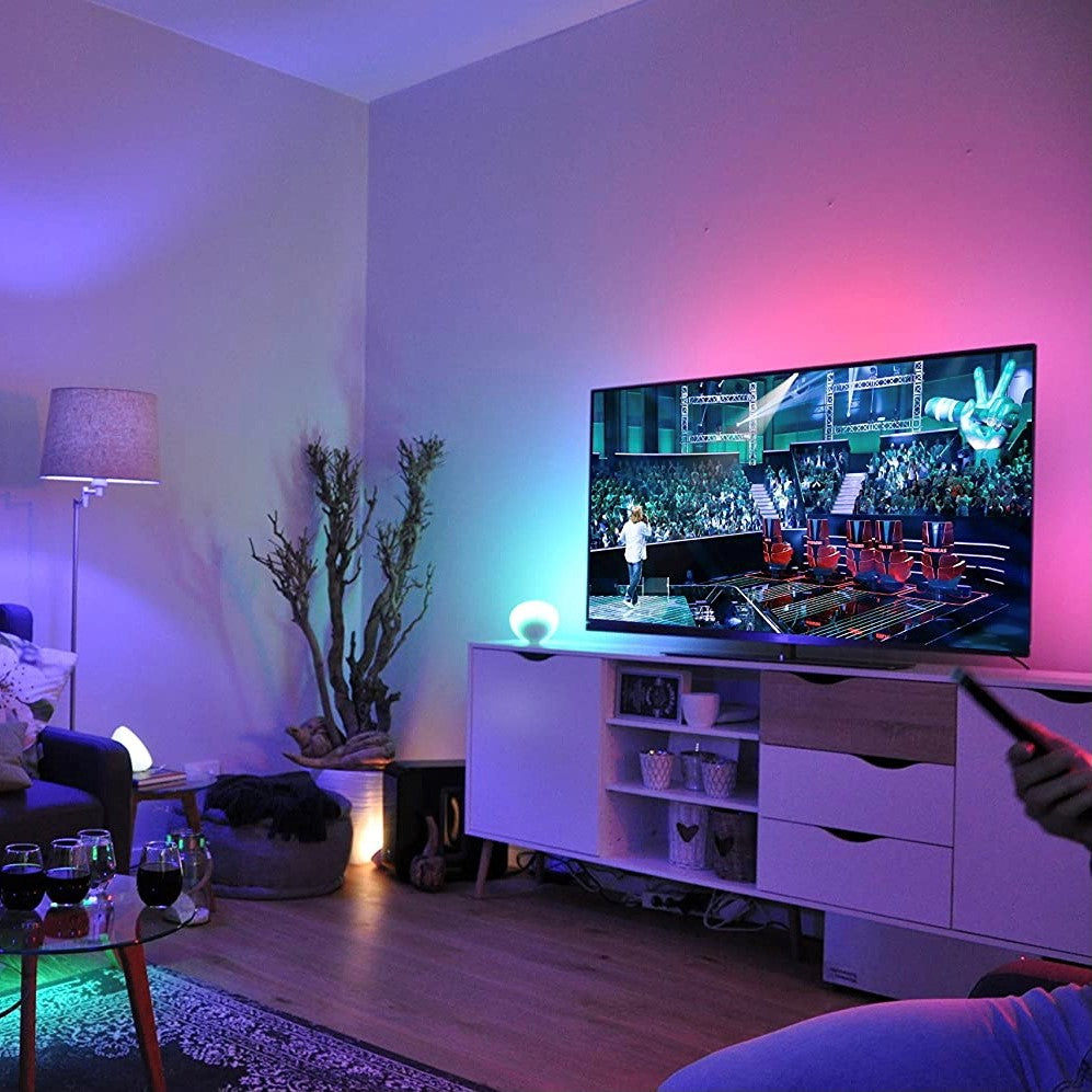 Ruban LED Couleur - Étanche et Flexible - Télécommande pour Réglage de Couleur et Luminosité - Rouleau de 5m - Éclairage Polyvalent et Puissant pour Intérieur et Extérieur