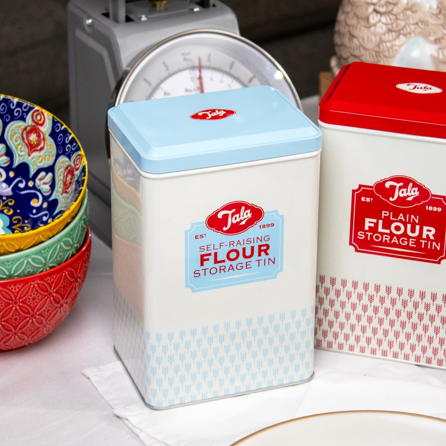 Lot de 4 boîtes de cuisine rétro Tala – rangement pour farine et sucre