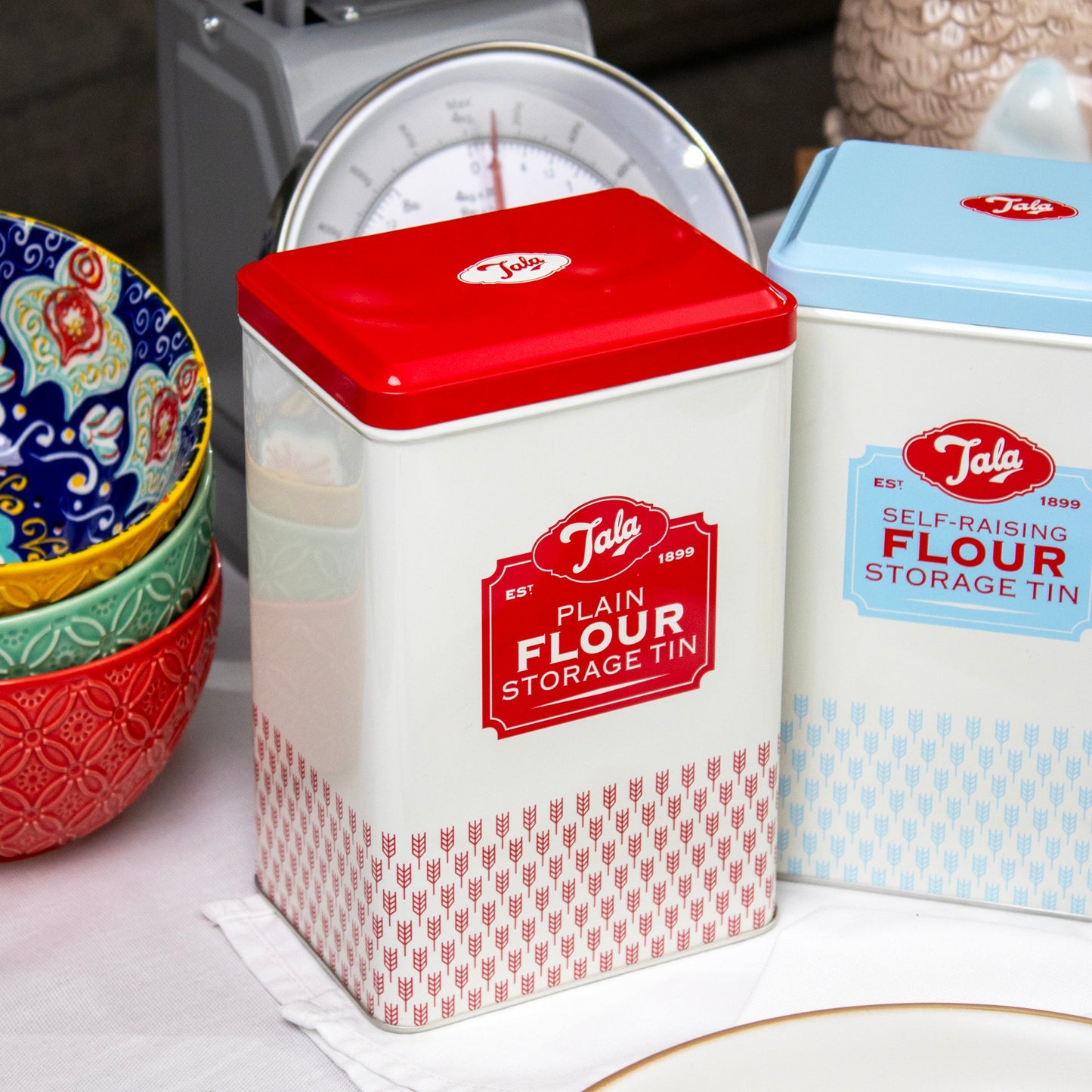 Lot de 4 boîtes de cuisine rétro Tala – rangement pour farine et sucre