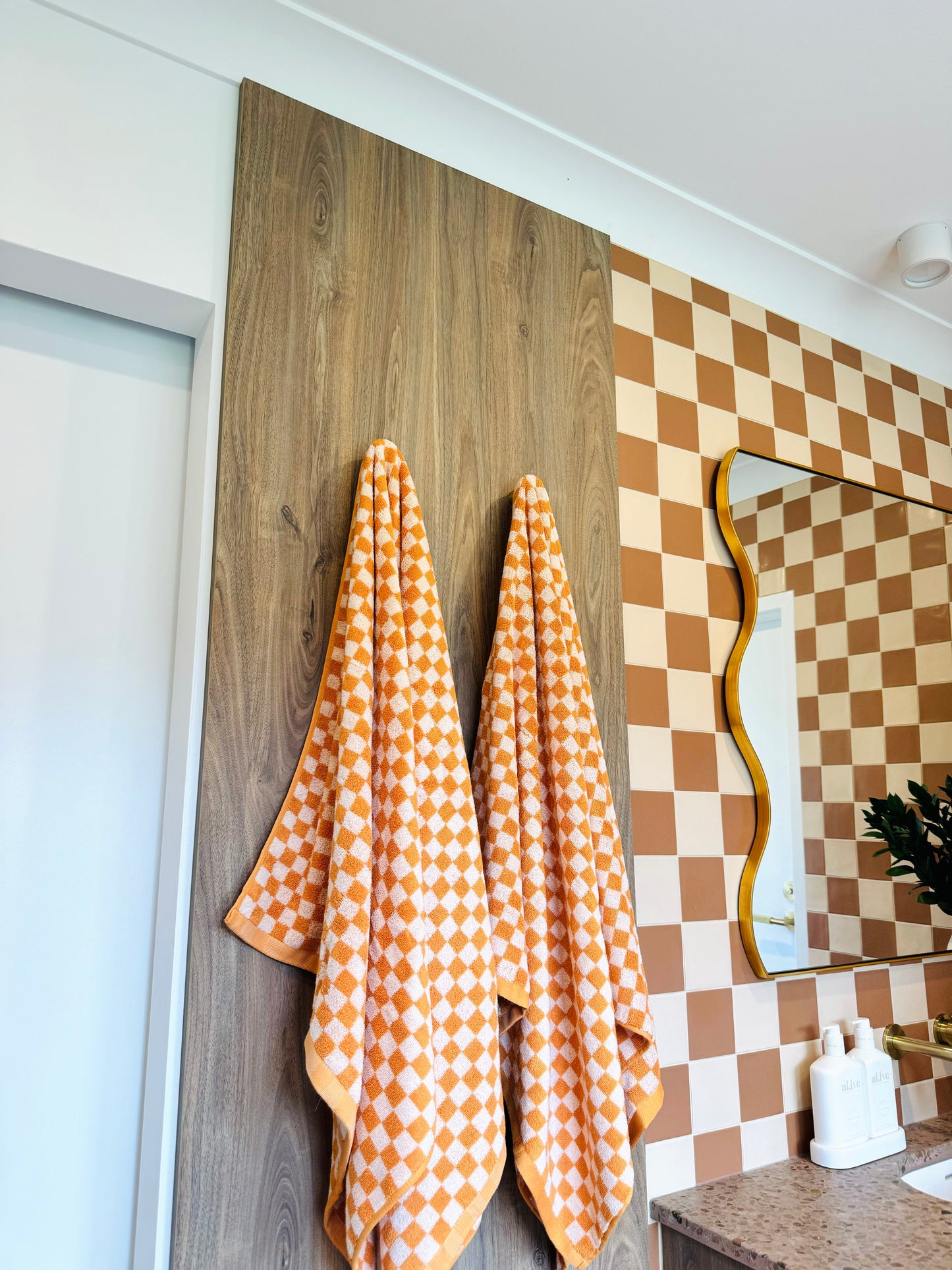Serviettes de Bain Motif Damier – Lot de 2