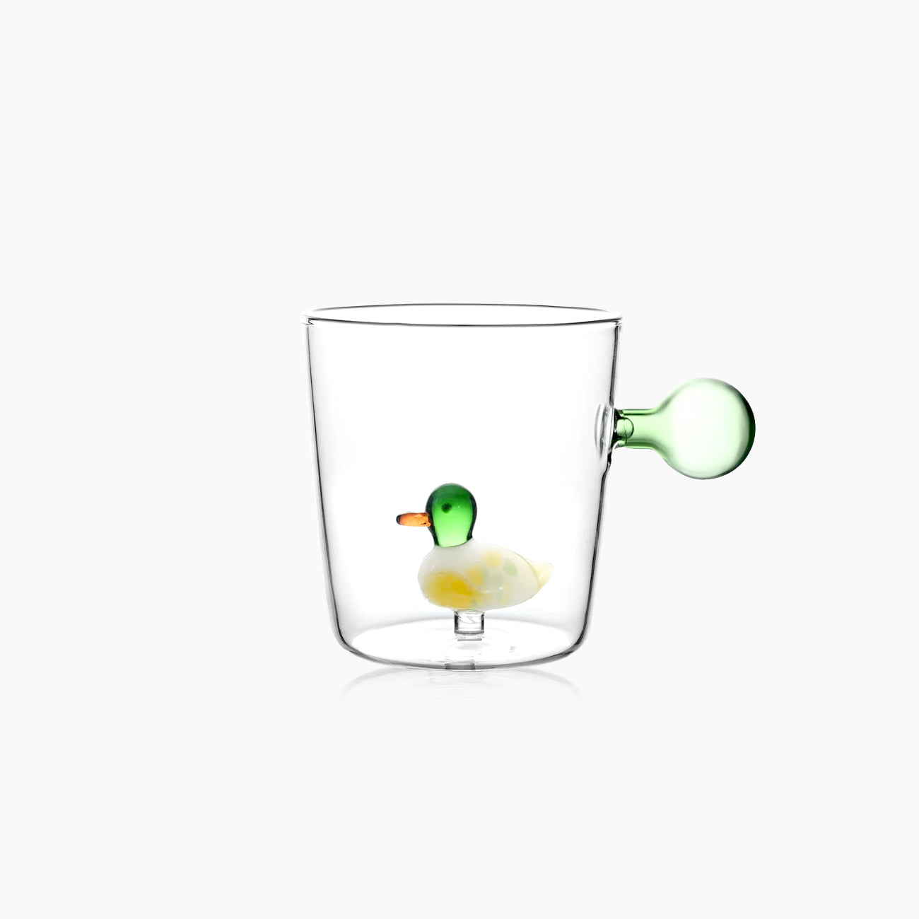 Mug en Verre Ichendorf avec Base Ornementale et Poignée Colorée – Élégance et Originalité Quotidienne