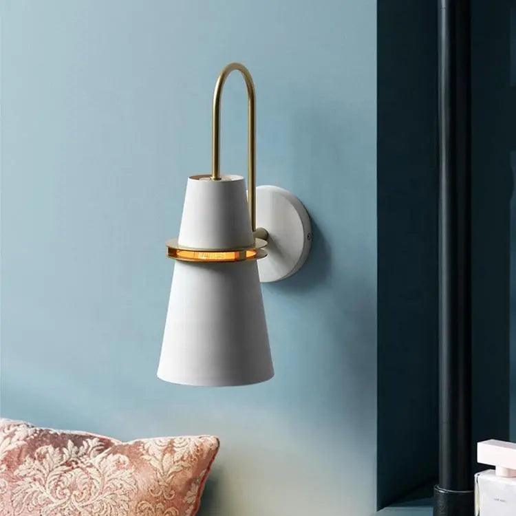Applique Murale Nordique LED Design en Fer Coloré