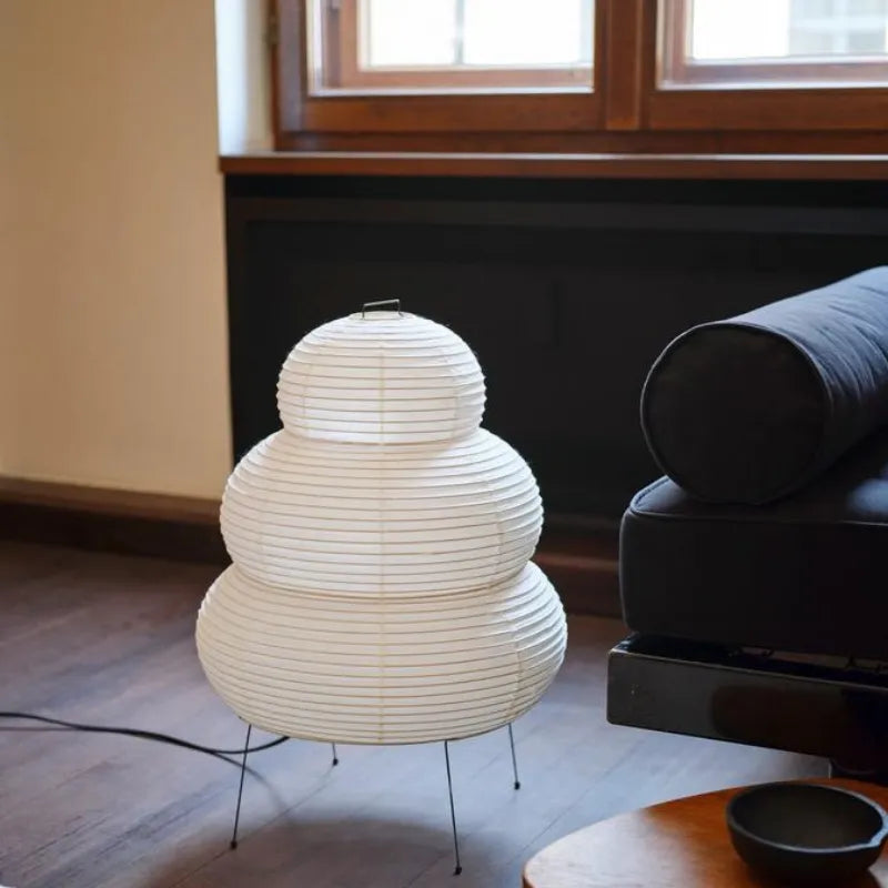 Lampe Japonaise en Papier sur Pied – Harmonie et sérénité à la maison
