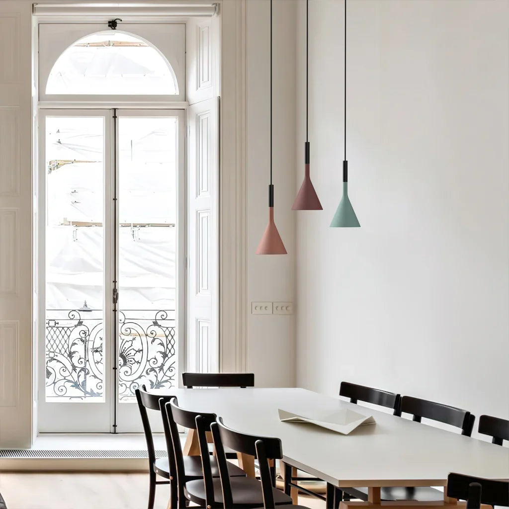 Suspension Laval – Élégance Industrielle en Ciment pour un Intérieur Tendance