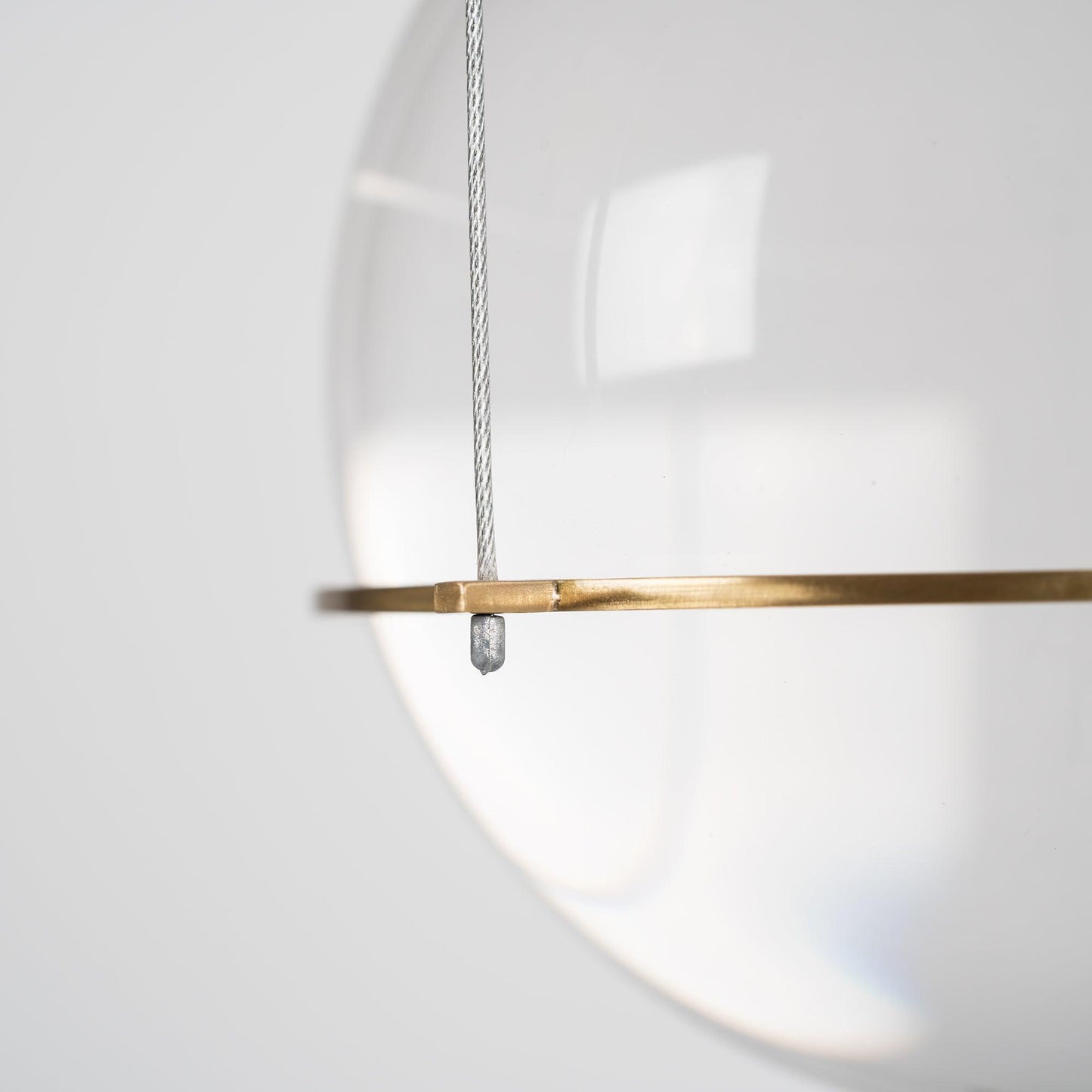 Suspension Globe Cristal – Laiton Doré Moderne