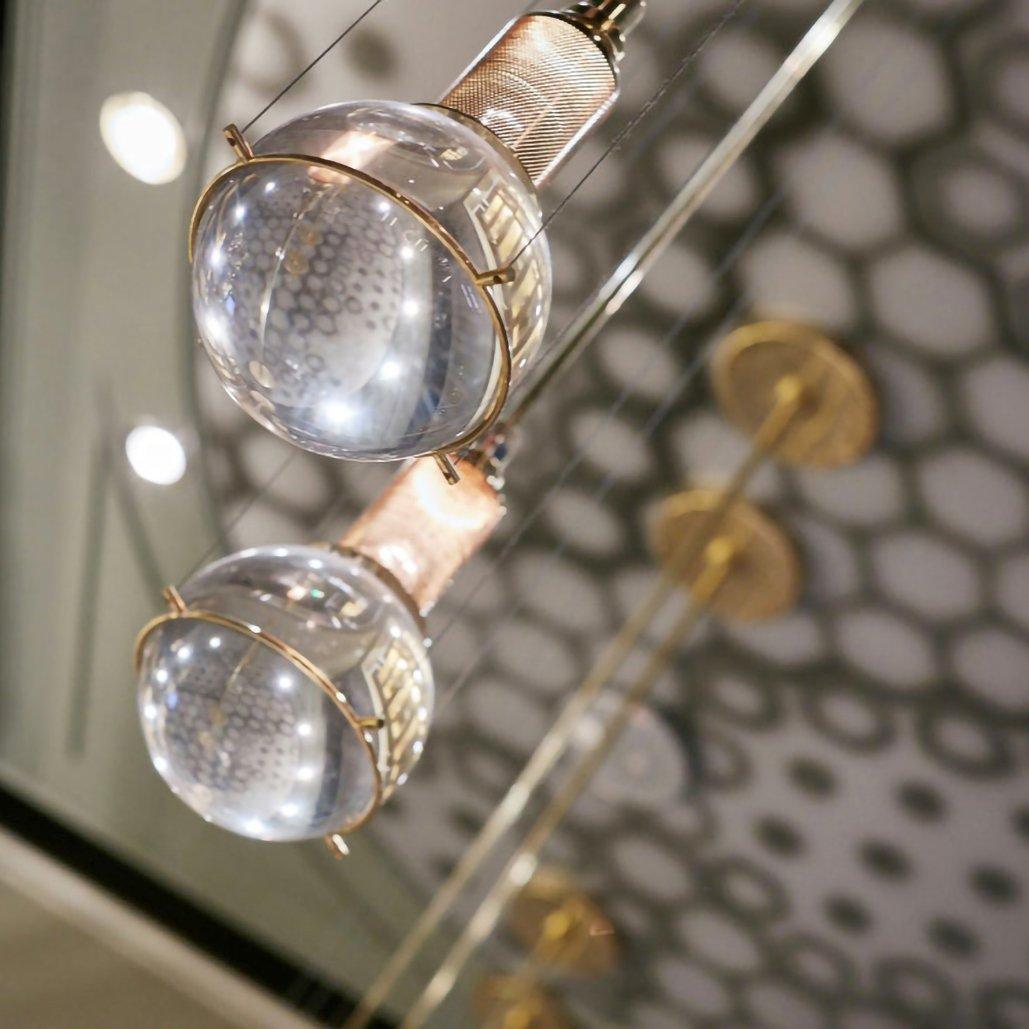 Suspension Globe Cristal – Laiton Doré Moderne