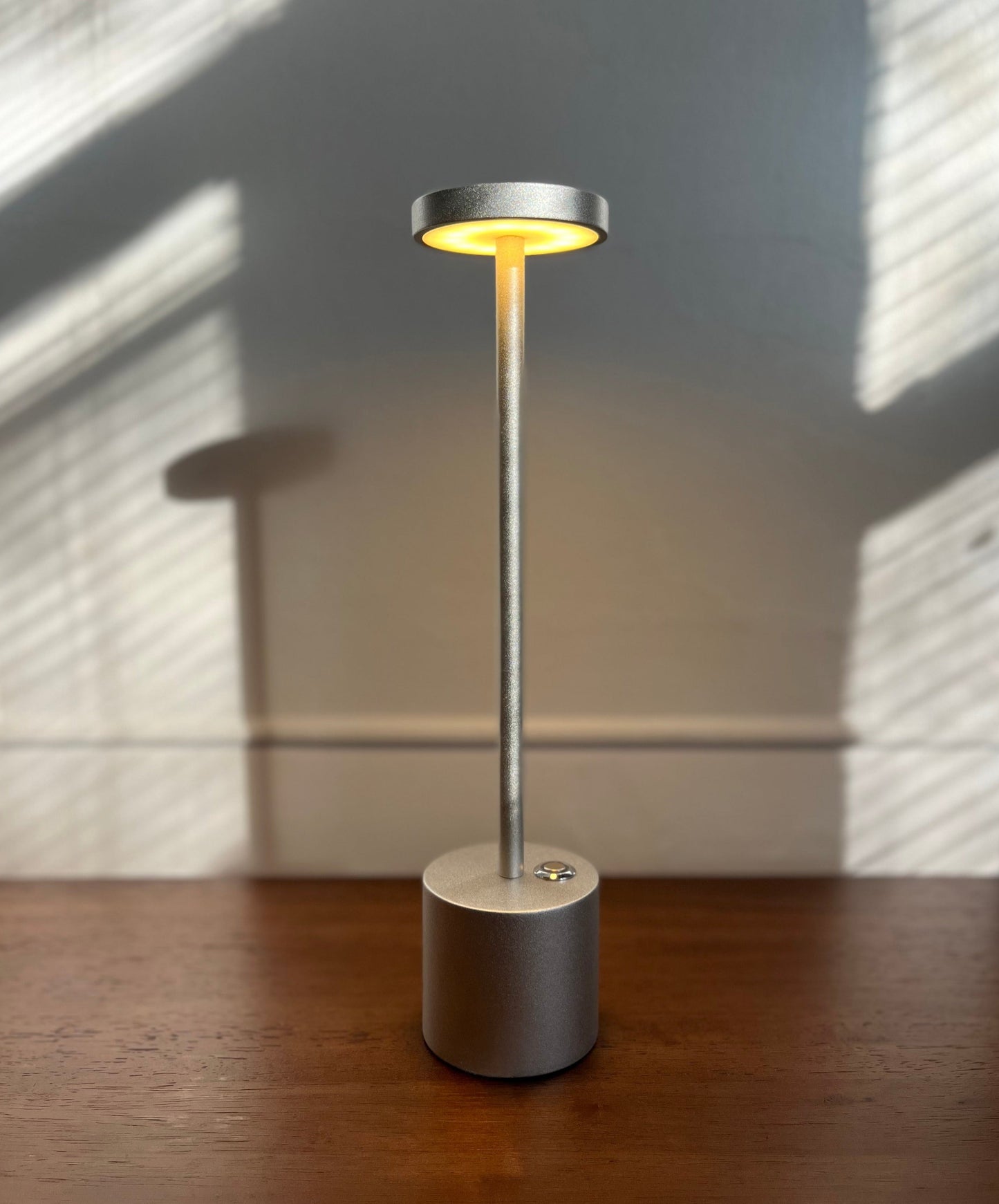 Loft LED – Lampe de Table Sans Fil Rechargeable