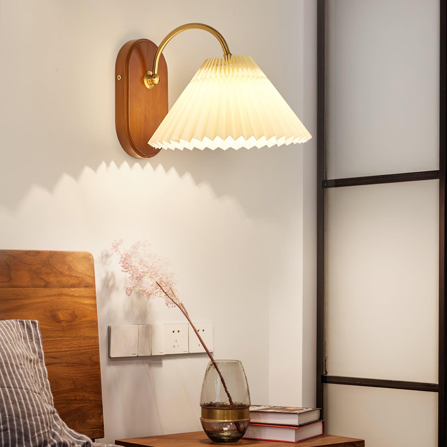 Louise – Applique Murale à Brancher en Bois et Métal 31 cm