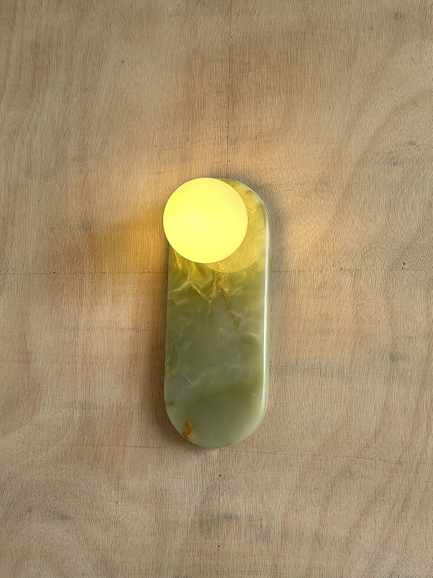 Applique Murale Jade Lucie – Pierre & Verre Élégants