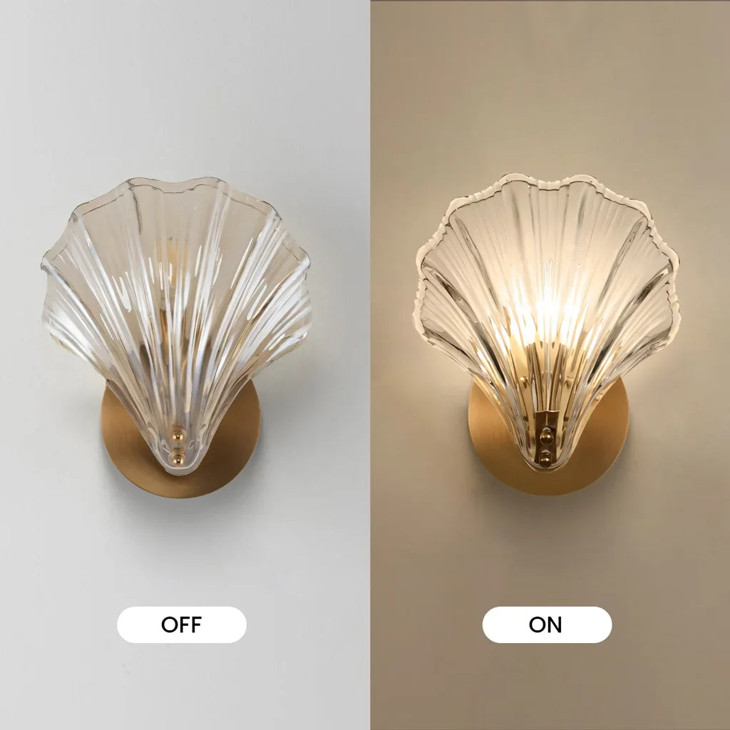 Luis – Applique Murale Coquillage en Verre et Laiton pour Ambiance Élégante