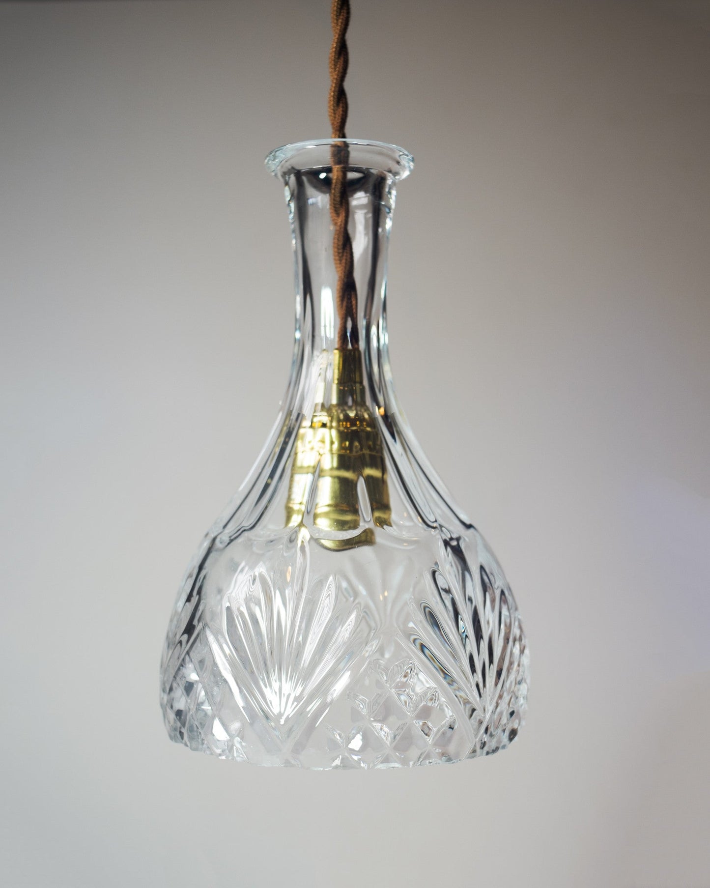 Suspension Art Déco en Verre Taillé et Laiton