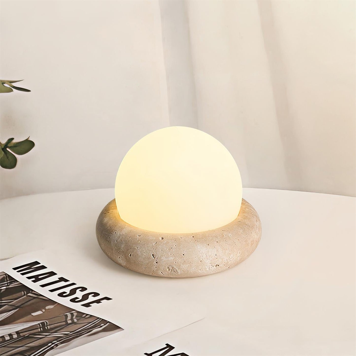 Lampe de Table LED Œuf Rechargeable sur Base en Pierre