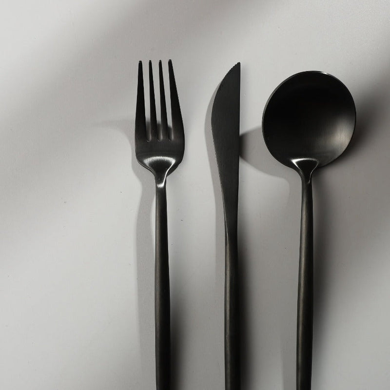 Set de couverts minimaliste - Élégance et Simplicité pour Votre Table