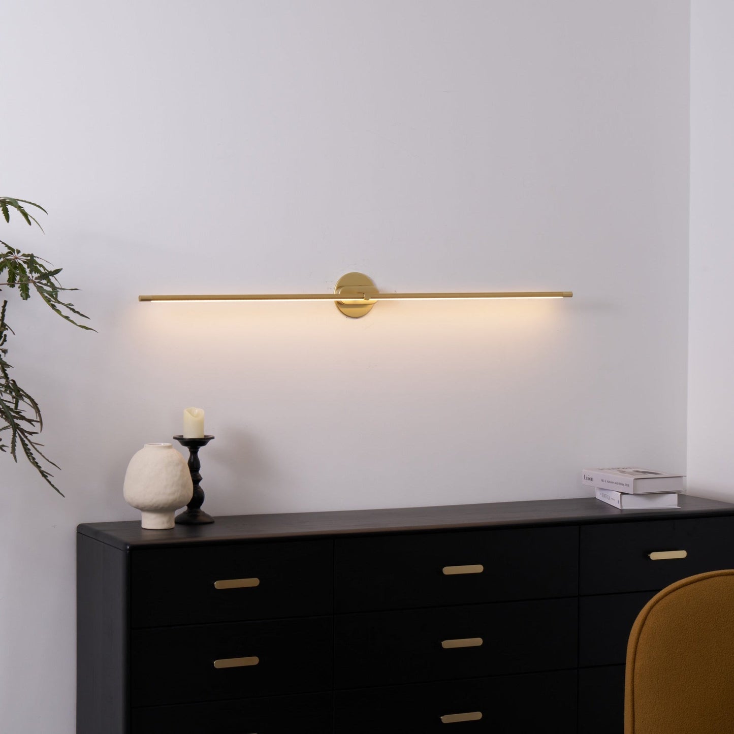 Applique Murale Linéaire LED – Moderne et Épurée