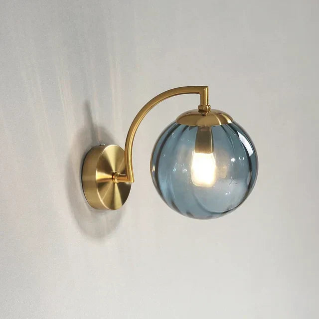 LumiVerre – Applique Murale LED en Verre, Design Élégant pour Salon et Couloir