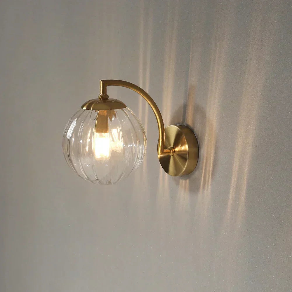 LumiVerre – Applique Murale LED en Verre, Design Élégant pour Salon et Couloir