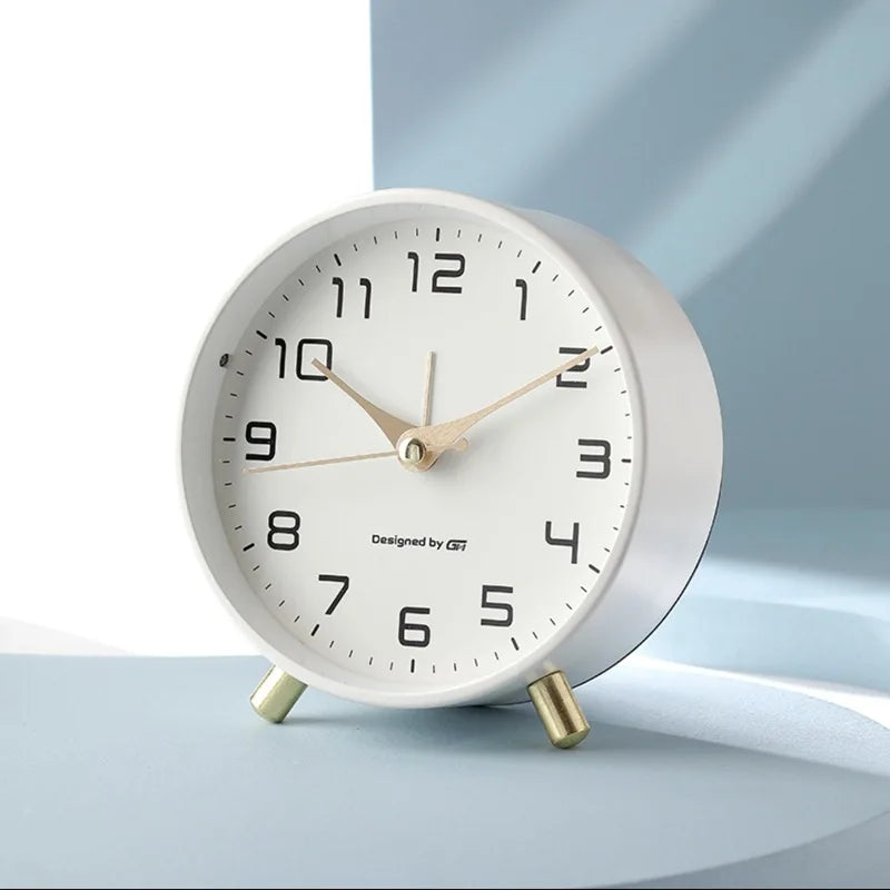 Horloge de Table Silencieuse au Style Scandinave Moderne