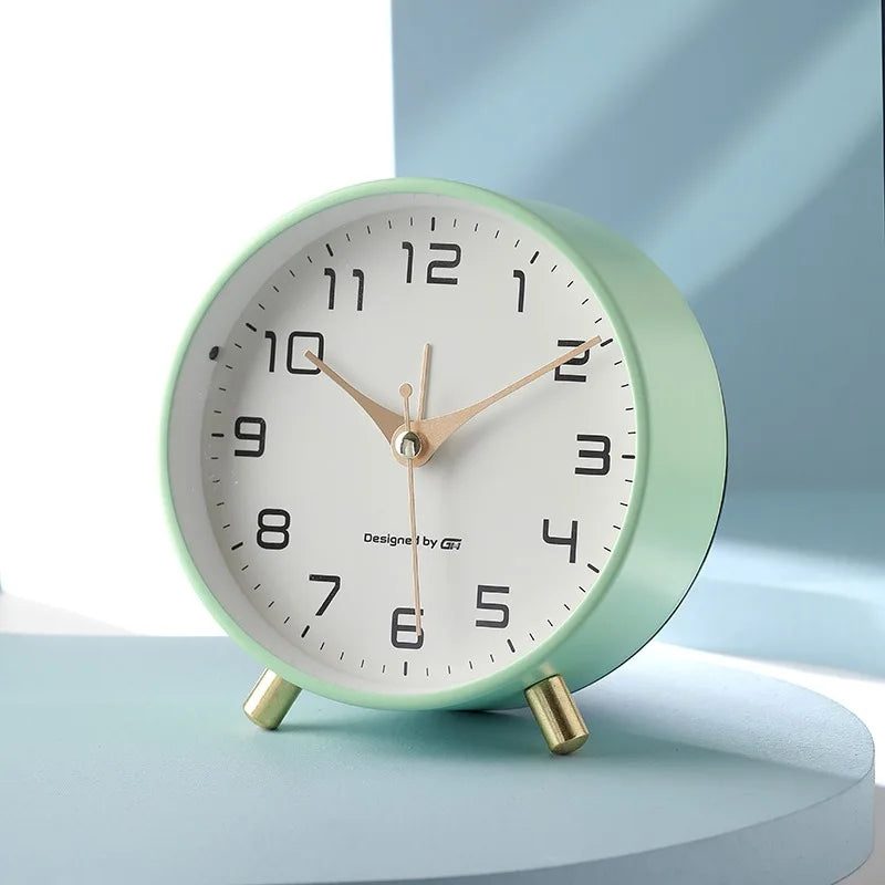 Horloge de Table Silencieuse au Style Scandinave Moderne