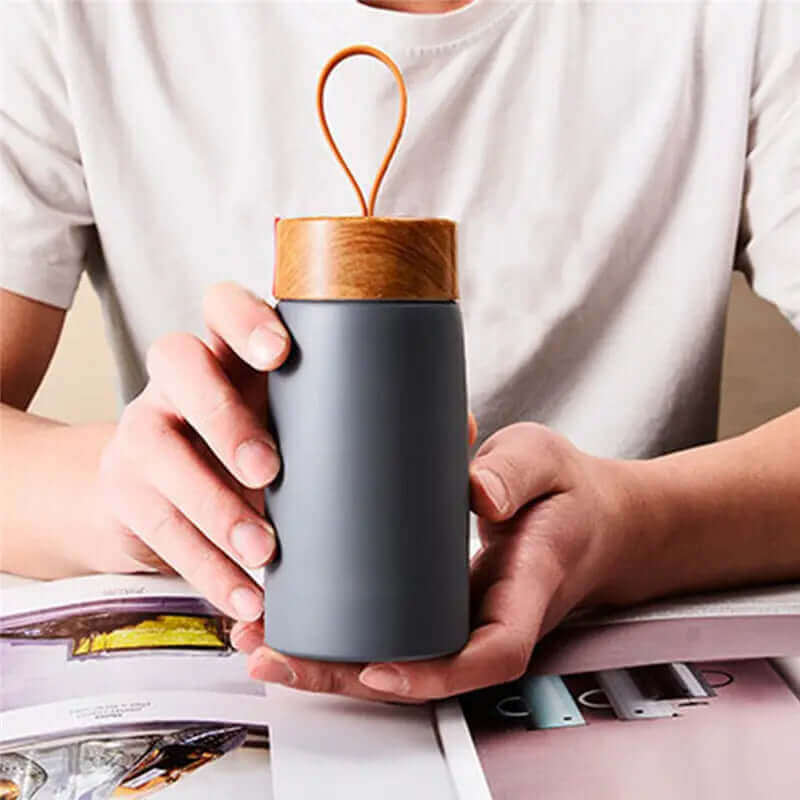 Tasse Isotherme Style Nordique – Garde Vos Boissons Chaudes ou Froides Jusqu’à 6 Heures