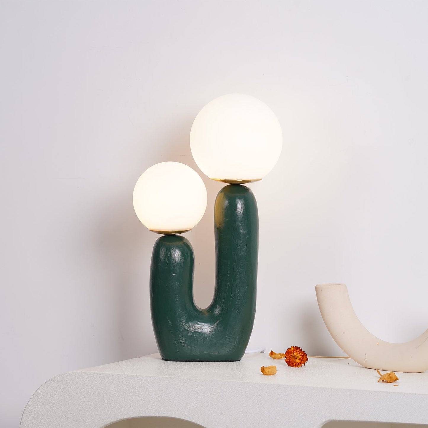 Lampe de Table Oo Rough – Résine, Verre, Design Organique