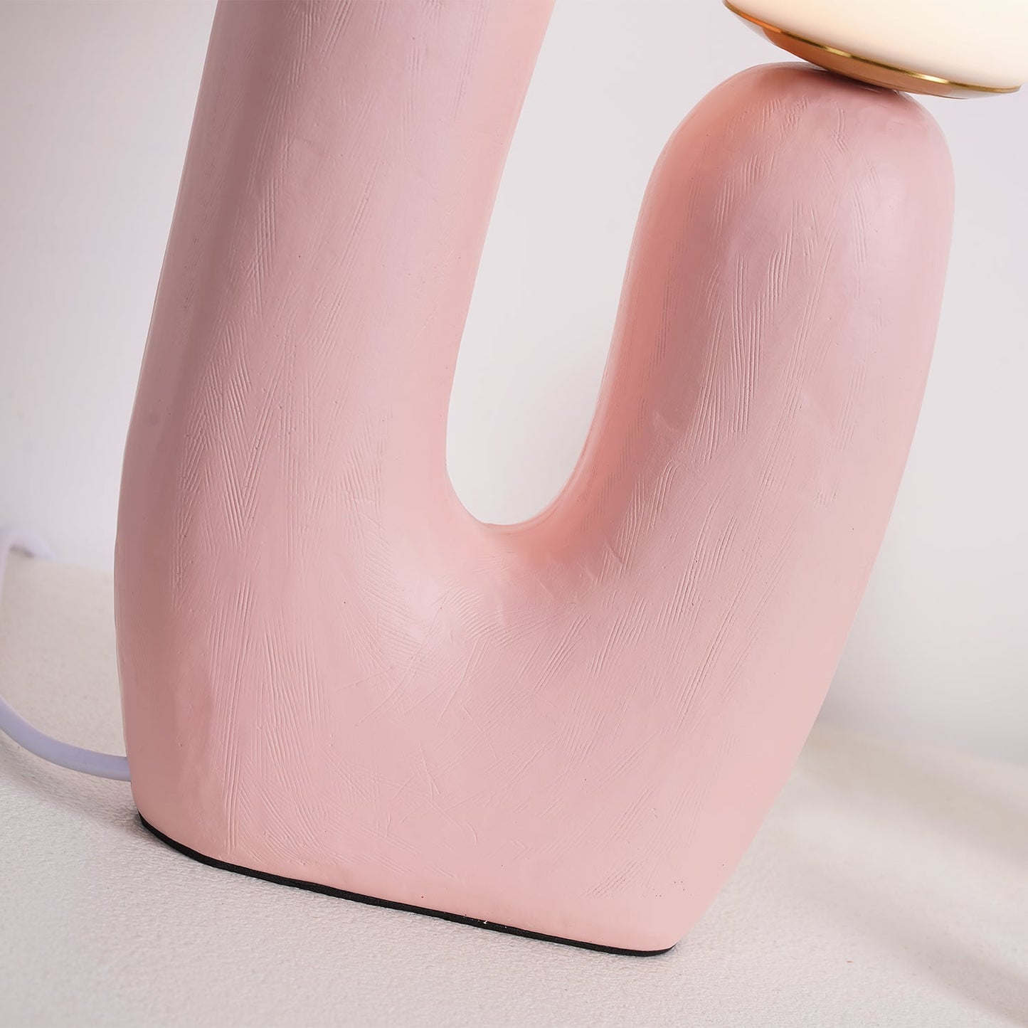 Lampe de Table Oo Rough – Résine, Verre, Design Organique