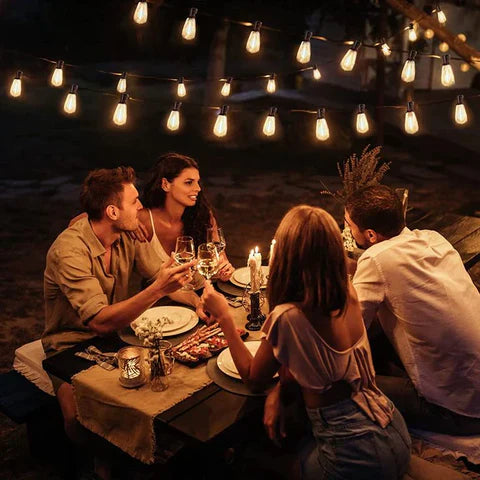 Guirlandes Lumineuses Extérieures Incassables – Ambiance Magique et Résistante pour Vos Soirées en Plein Air