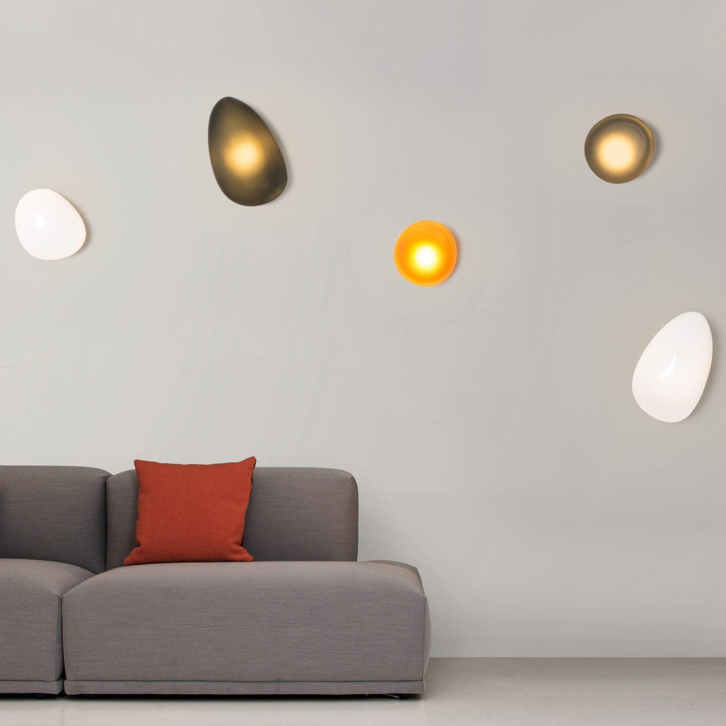 Applique Murale en Verre Soufflé – Style Pierre Sculptée