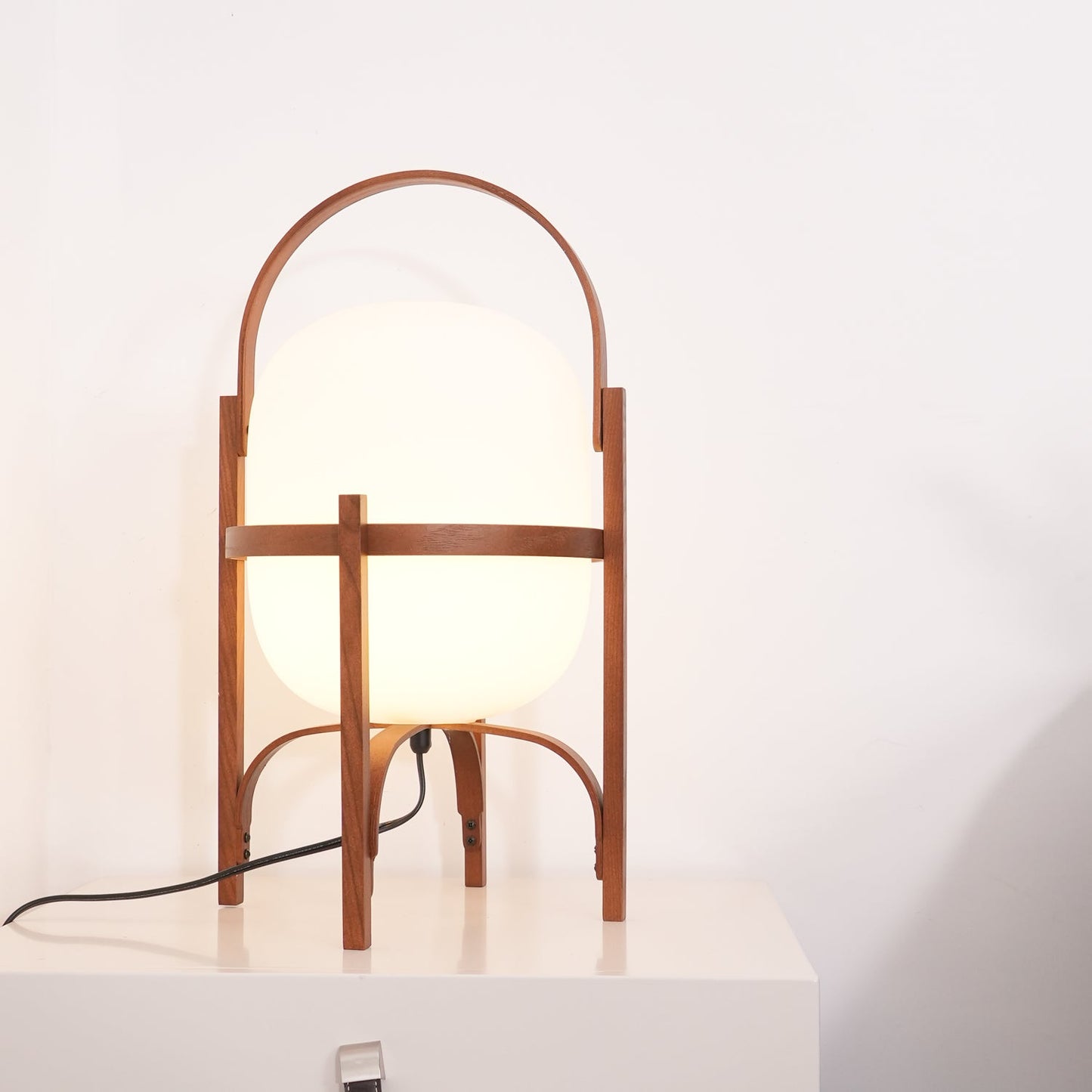 Lampe Nomade en Verre et Bois, Style Lanterne