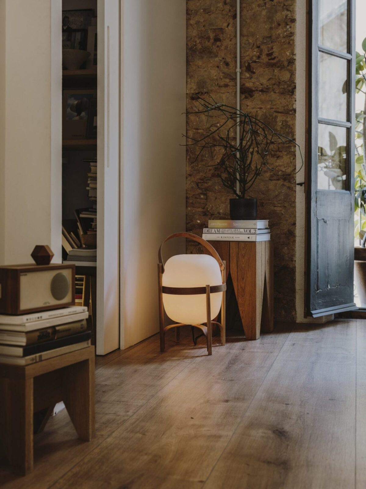 Lampe Nomade en Verre et Bois, Style Lanterne