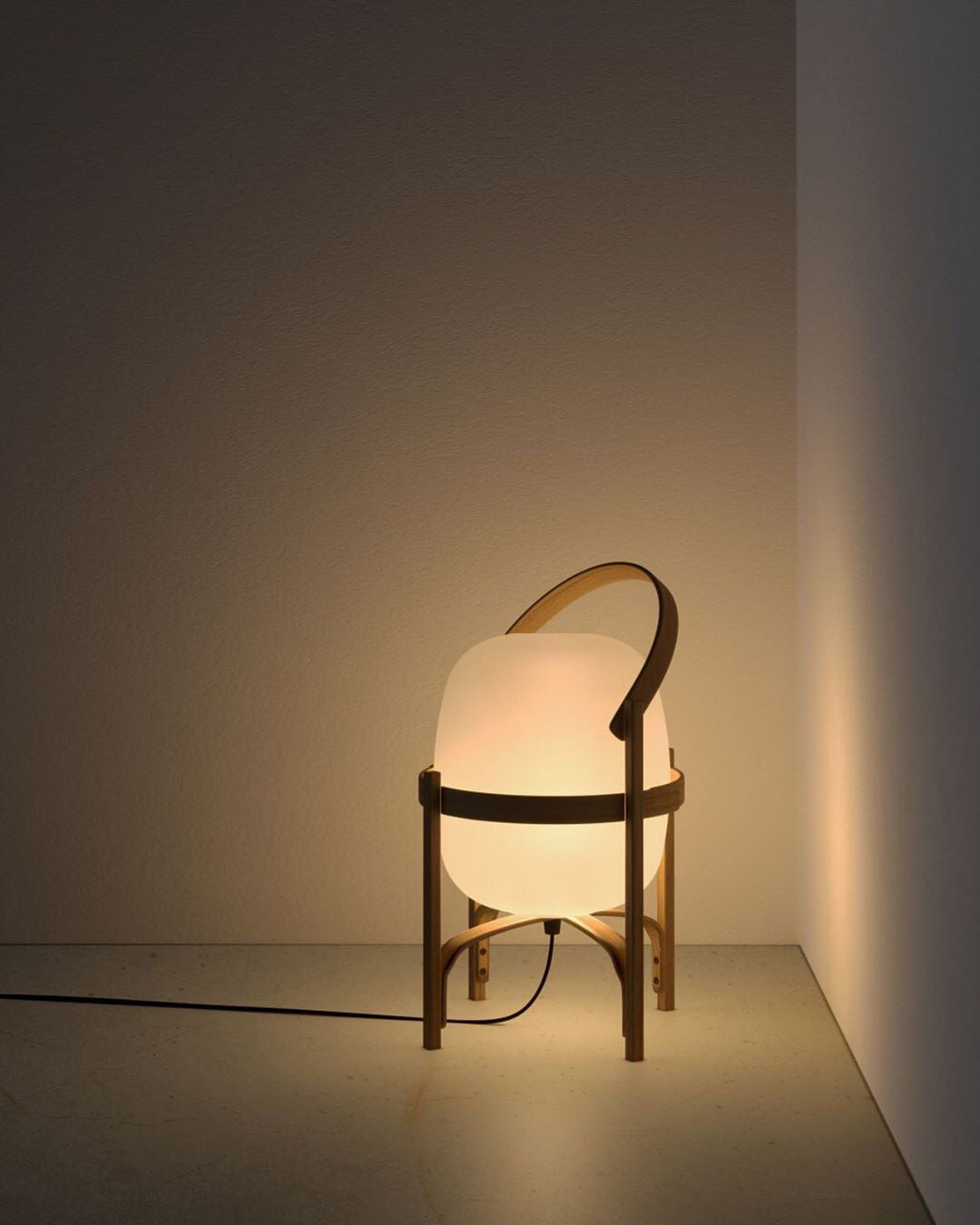 Lampe Nomade en Verre et Bois, Style Lanterne