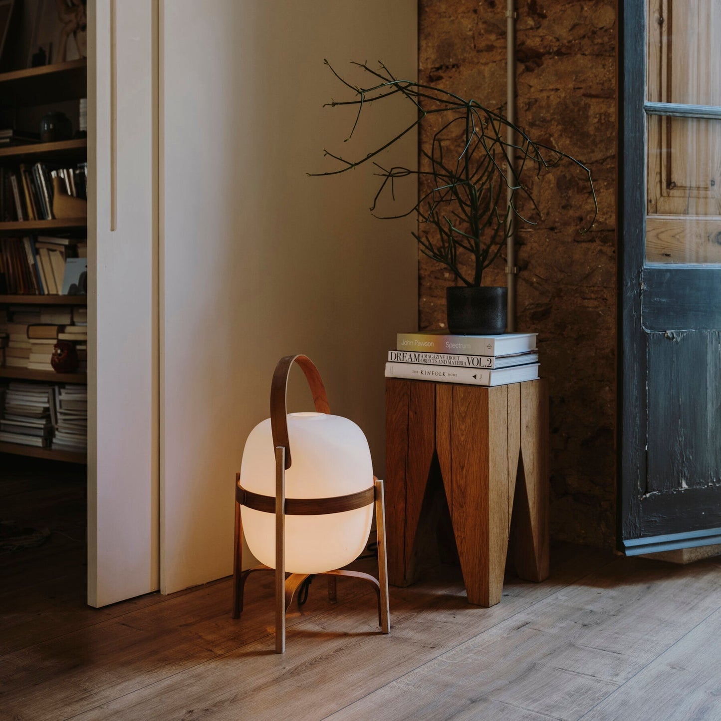 Lampe Nomade en Verre et Bois, Style Lanterne