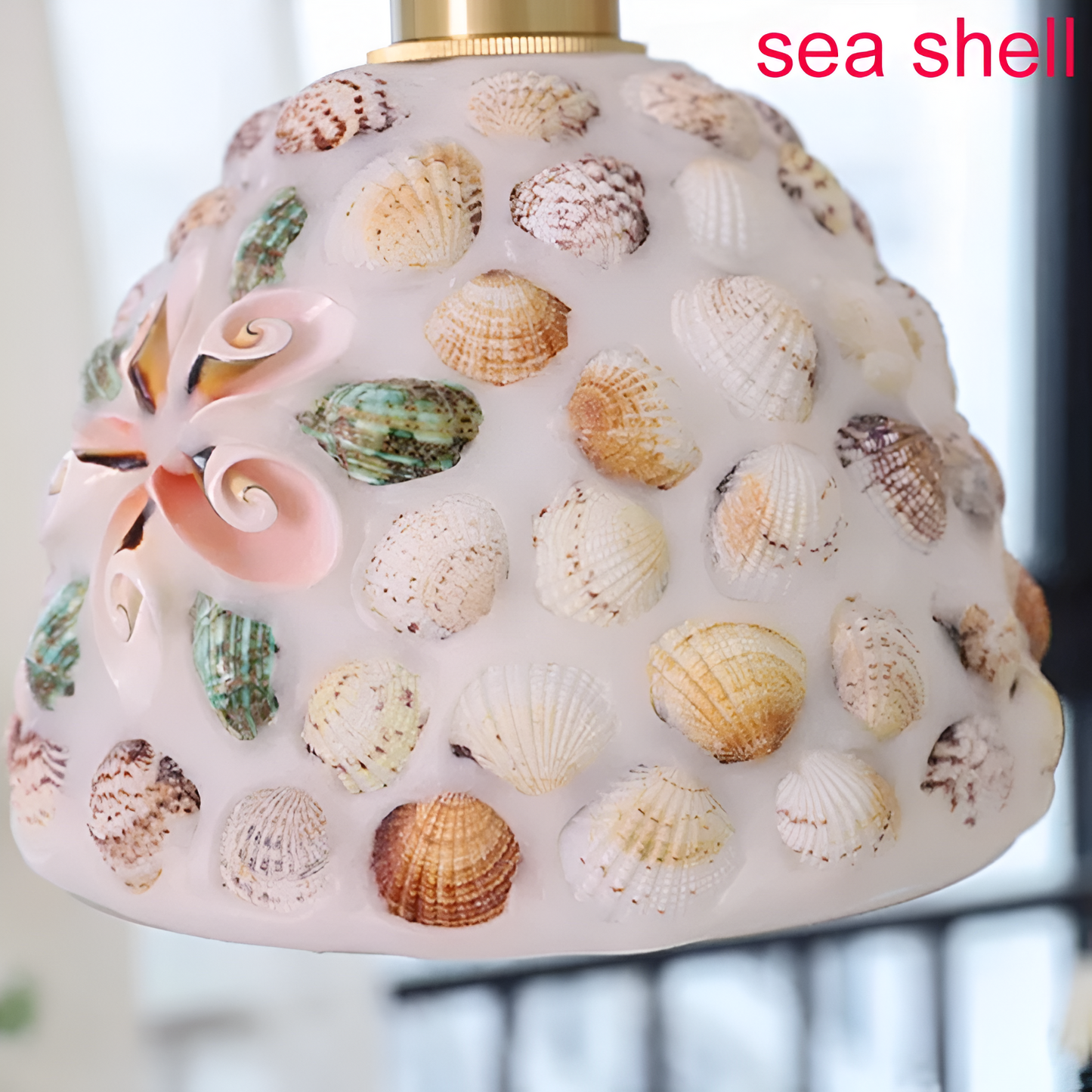 Suspension Coquillages Naturels – Laiton coloré