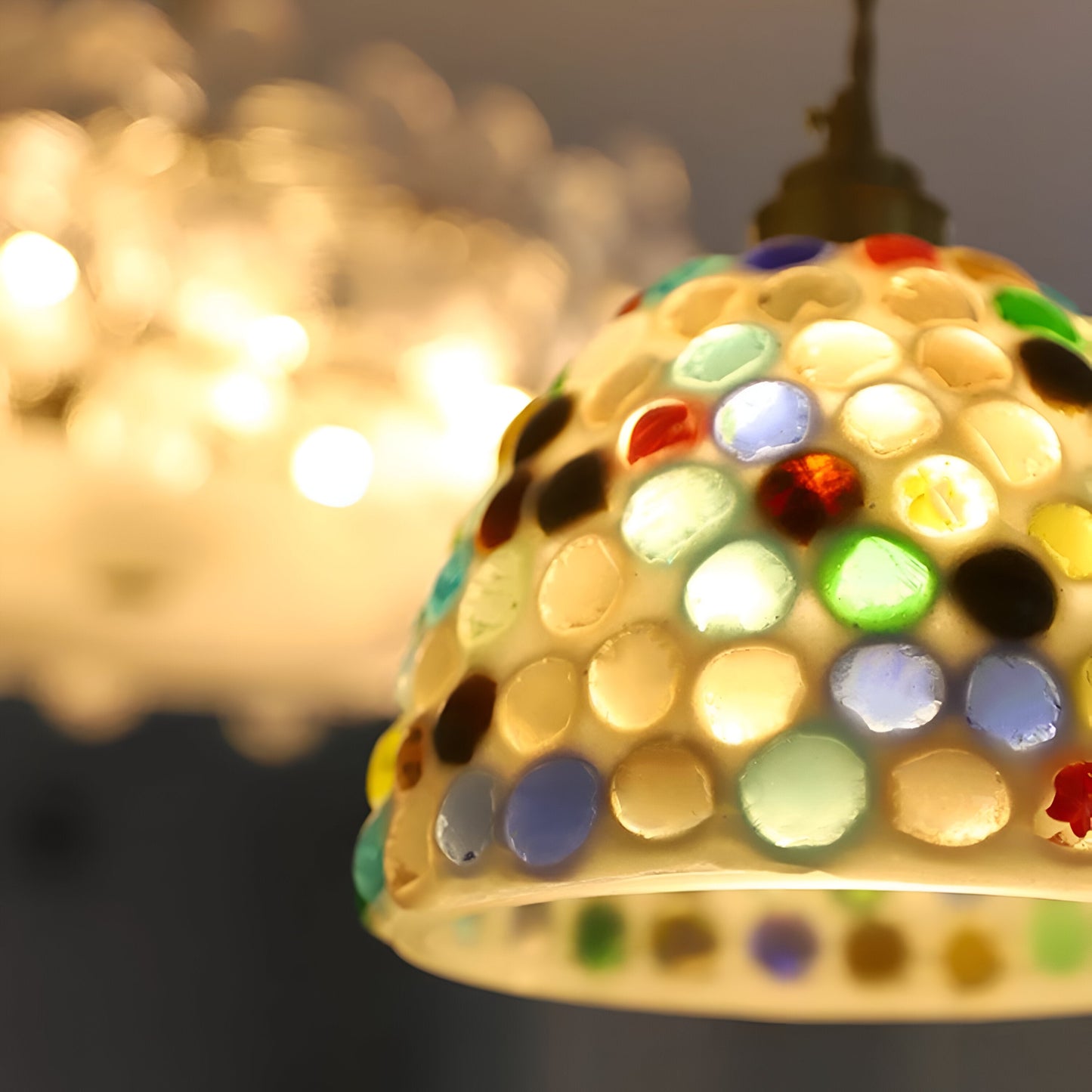 Suspension Coquillages Naturels – Laiton coloré