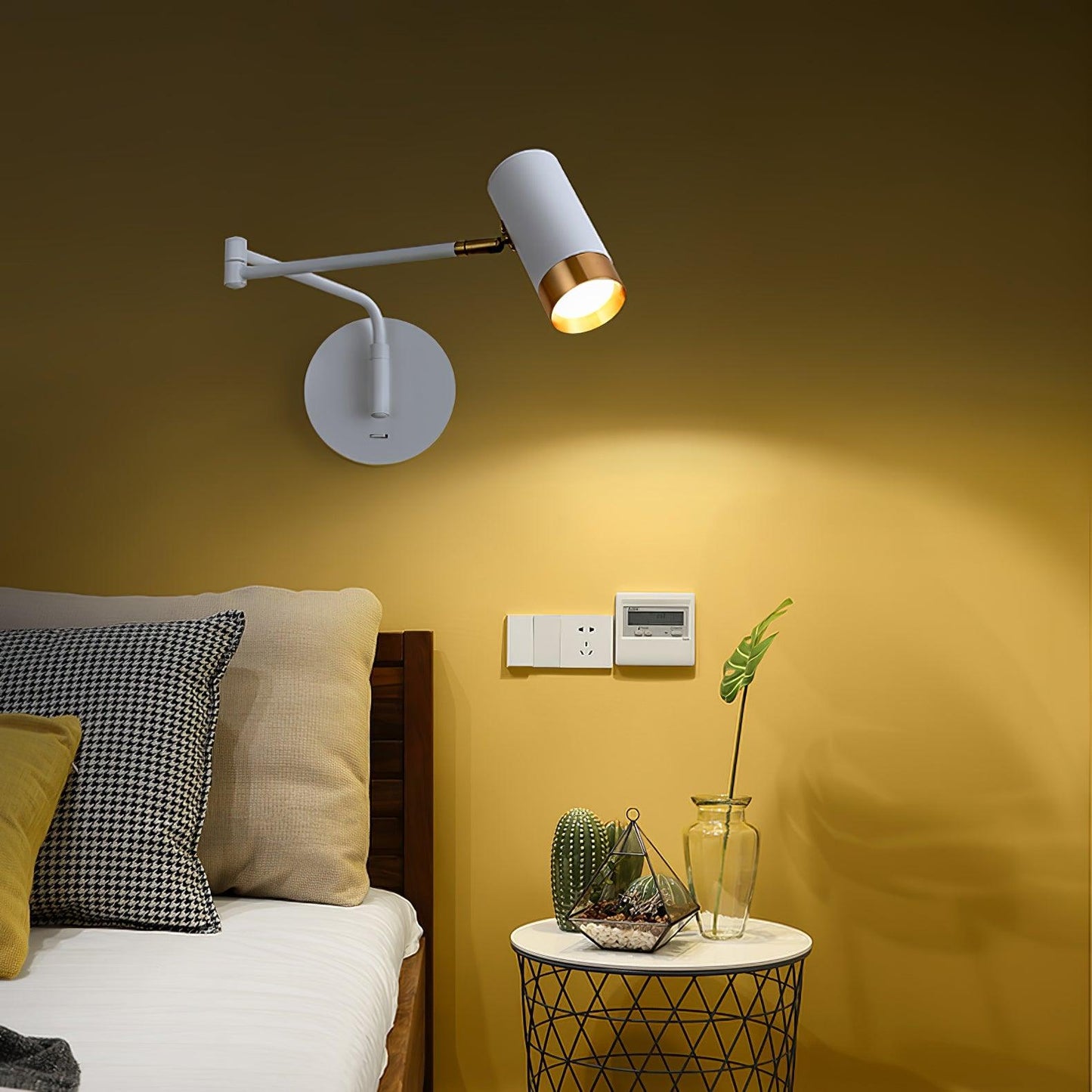 Applique Murale Ridge Bras Articulé, Métal Noir ou Blanc