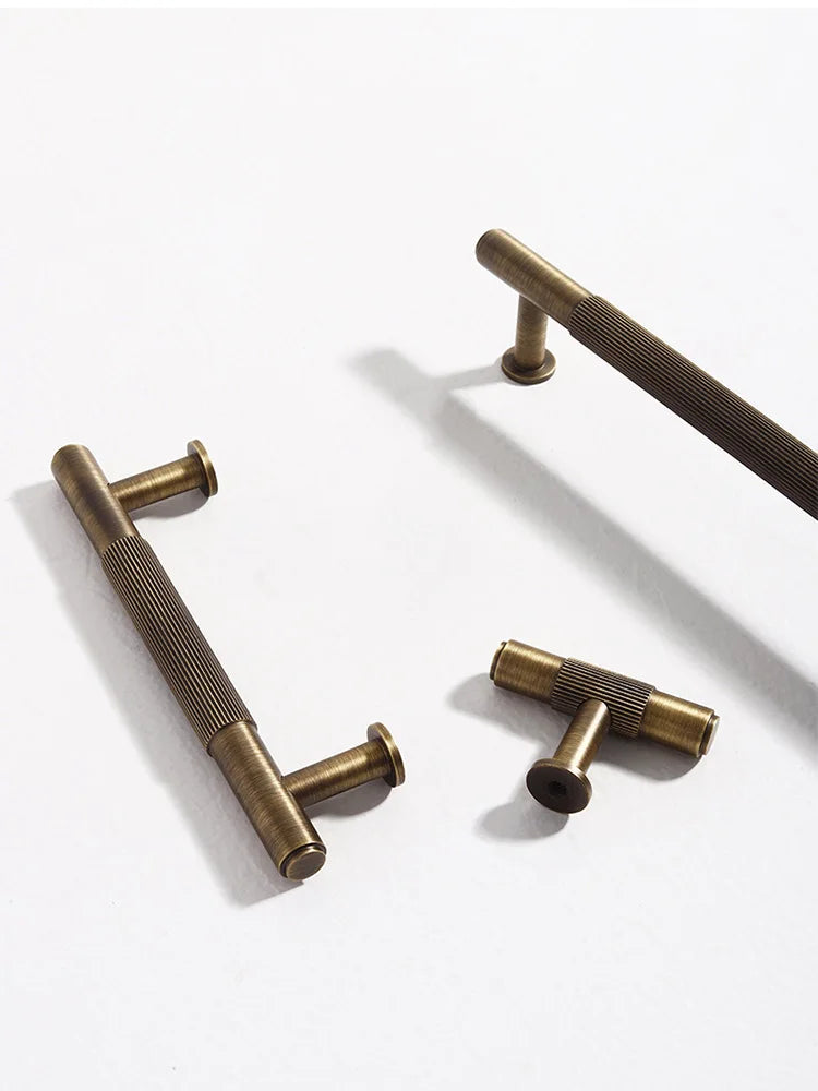 Poignée de Meuble Laiton Antique, Finition Bronze