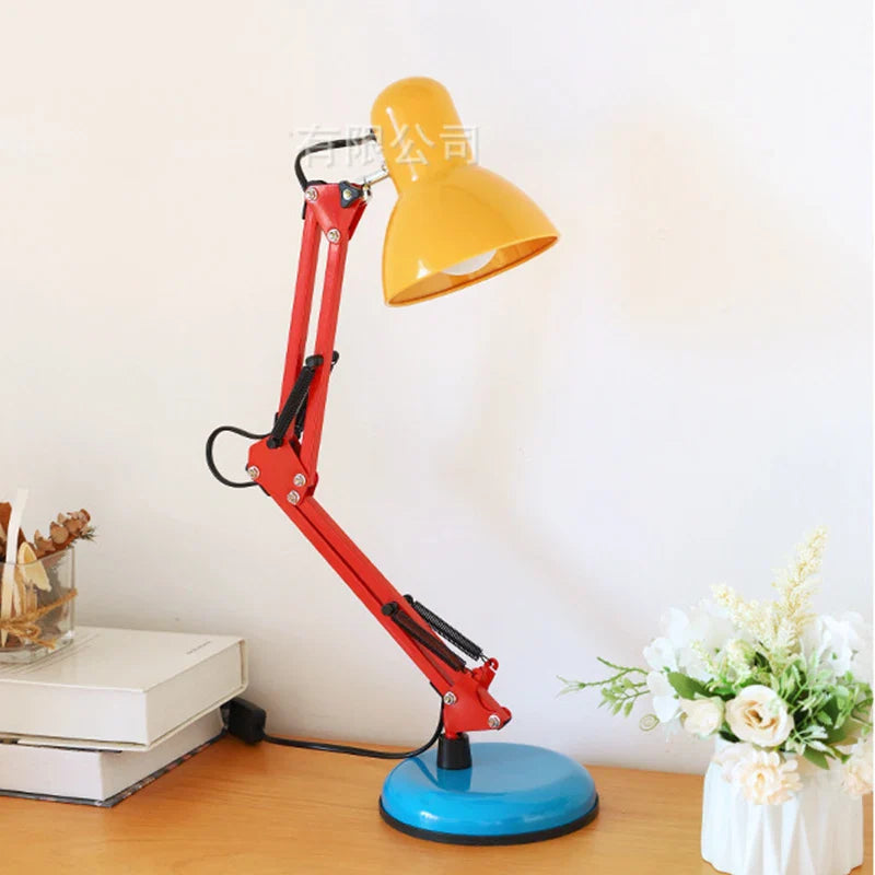 Lampe de table rétro style Memphis – Touche industrielle audacieuse pour votre intérieur