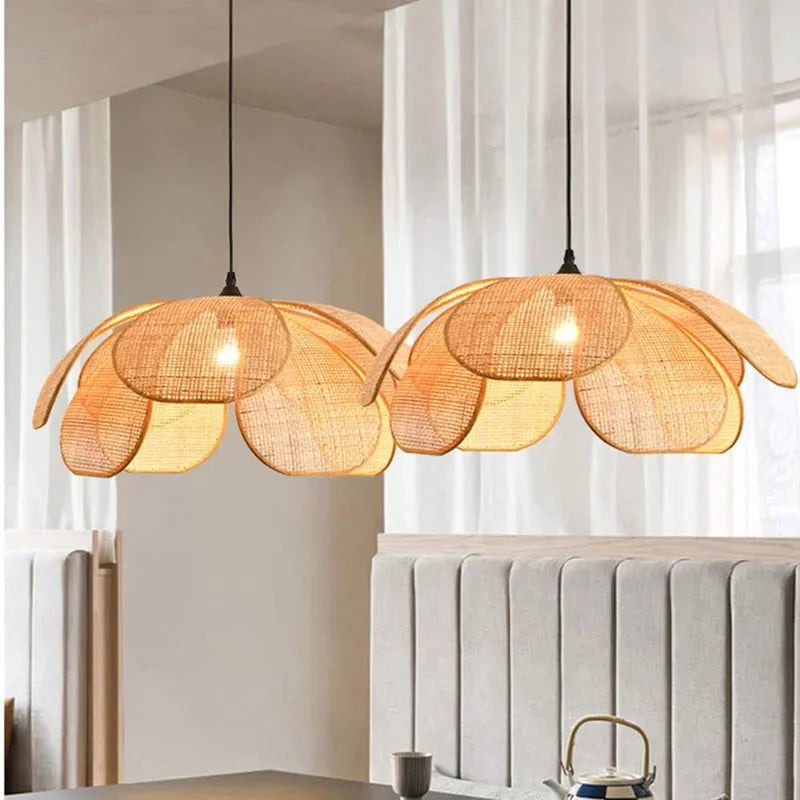 Lampe Pendante Pétale en Rotin – Élégance Naturelle et Ambiance Zen