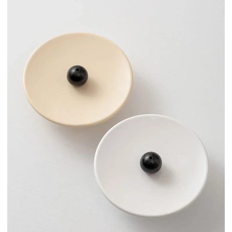 Support à Encens en Bois avec Boules Colorées – Élégance Sensorielle et Design Moderne